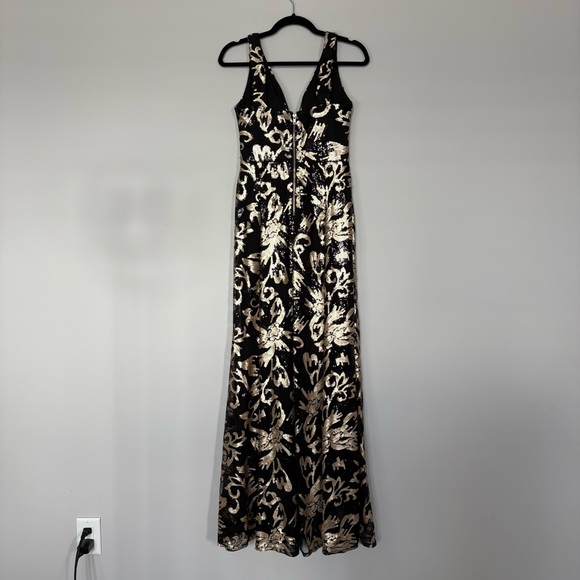 Windsor Floral Sequin Formal Dress Prom, Formal, Evening Gown, Wedding, Size 5 - Picture 9 of 17